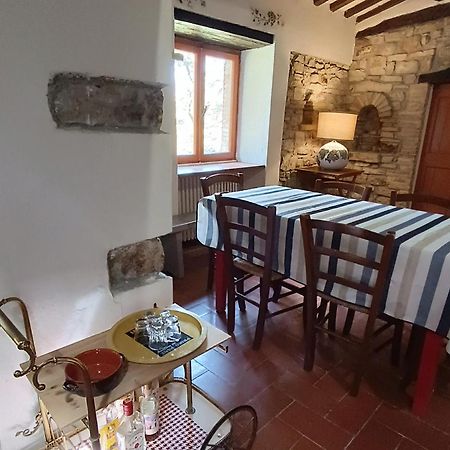 Pilgrim Rooms Gubbio Exterior foto