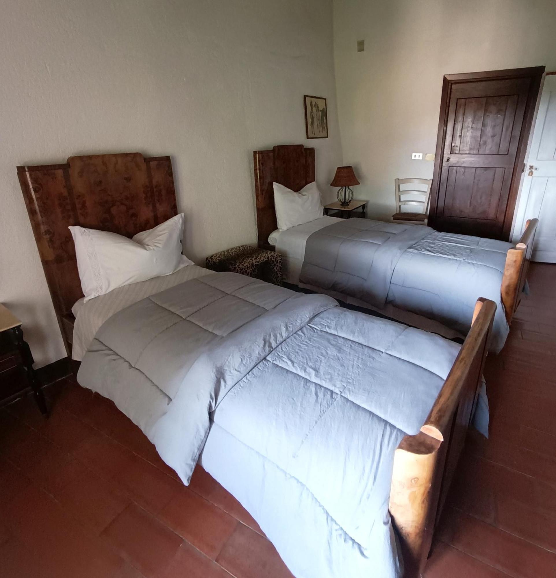 Pilgrim Rooms Gubbio Quarto foto